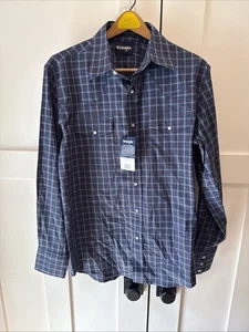 Wrangler Western Shirt Mens Medium Classic Fit Blue Plaid Pearl Snap Cowboy NWT - Picture 1 of 10