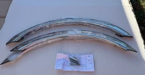 Lincoln Town Car 2003-2010 QAA Molded Stainless Chrome Wheel Fender Trims - Picture 1 of 6