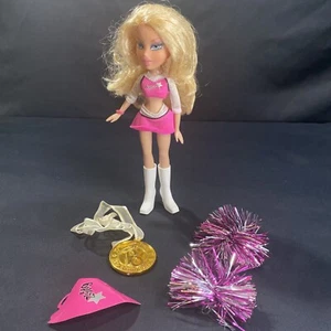 Bratz Play Sports Cheerleading Cloe Puppe mit Zubehör - Bild 1 von 14