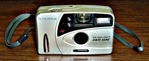 Fujifilm Big ViewFinder data 60AF 35 mm 1,7 x zoom punta e scatta pellicola fotocamera me - Foto 1 di 1
