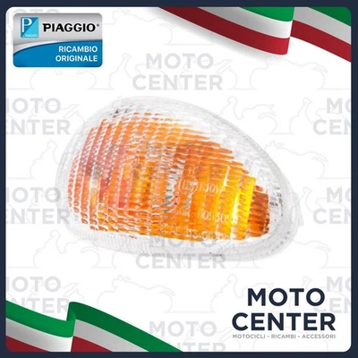 FRECCIA ANTERIORE DX. TRASPARENTE PIAGGIO VESPA ET2 ET4 50 - ET4 125 ('96-'02) - Immagine 1 di 3