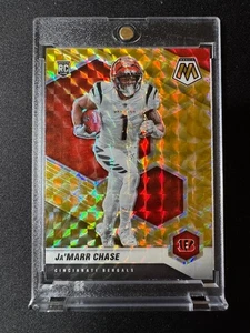 2021 Panini Mosaic - Rookies Ja'Marr Chase #307 Reactive Yellow Mosaic Prizm - Bild 1 von 2