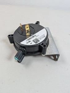 Furnace Air Pressure Switch MPL 9371DO-HS-0009 165527 -0.90" PF OEM  - Bild 1 von 4