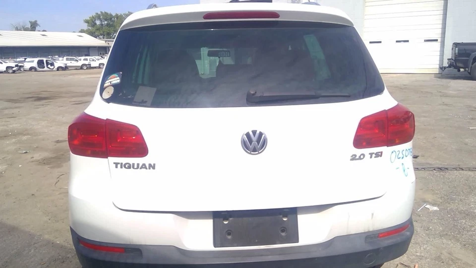 Trunk/Hatch/Tailgate Spoiler Without Camera Fits 12-17 TIGUAN 5200013 Foto 1 de 1