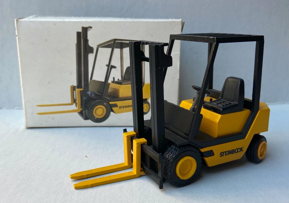 NZG STEINBOCK BOSS  CARRELLO ELEVATORE  1:25 - Immagine 1 di 1