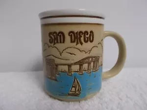 Taza de café de cerámica recuerdo en relieve de San Diego Mission - Imagen 1 de 6