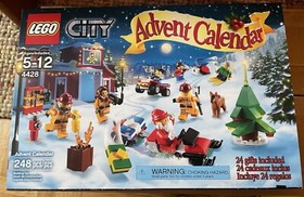 LEGO CITY: City Advent Calendar (4428) - NEW - SEALED