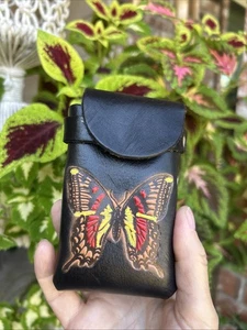 Handgefertigtes Leder Zigarettenetui Schmetterling Design + hält Feuerzeug Neu - Bild 1 von 14