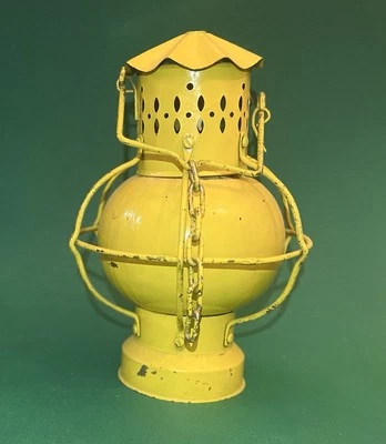 Vintage Nautical Onion Lamp Lantern Light Brass  12.5" H, As-Is, Please Read - Image 1 of 4