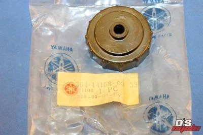 NOS YAMAHA 1974-1975 YZ250 YZ360 MIXING CHAMBER TOP PART# 364-14158-00-33 - Image 1 of 4