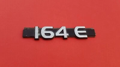 Volvo 164 E 1974-1975 emblema de la tapa del maletero trasero insignia símbolo logotipo signo OEM C19 Foto 1 de 3