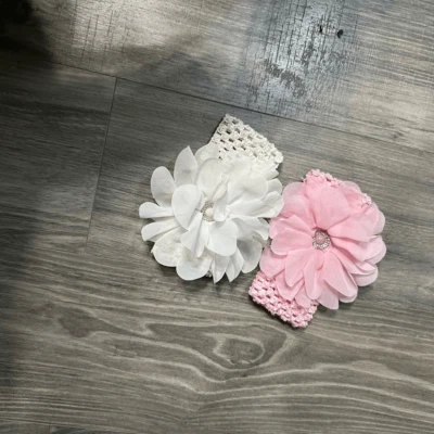 Handmade soft large flower pink and white baby girl head bands 0-6 months - Image 1 of 4