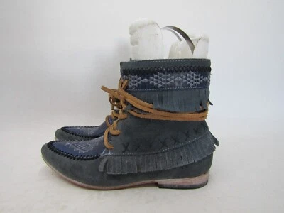 Freebird By Steven Womens Size 6 Blue Suede Fringe Ankle Moc Toe Boots Bootie - Imagem 1 de 4