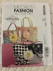 McCall's Fashion Accessories Tote Bags 3 misure motivo cucito #M5598 non tagliato - Foto 1 di 2