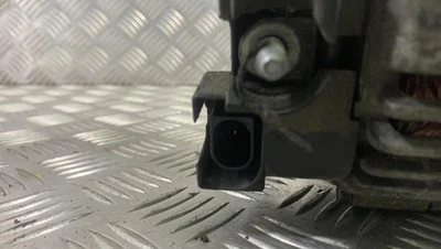 Alternatore MINI MINI 2 R57 CABRIOLET PHASE 2 12317576484 - Immagine 1 di 4