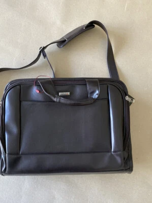 Solo Classic Briefcase  - Image 1 of 4
