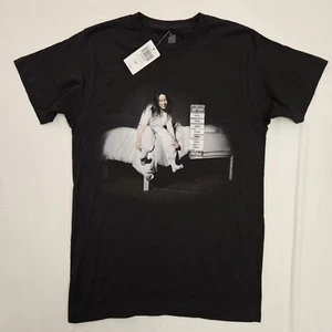 NEU Billie Eilish World Tour 2019 schwarzes T-Shirt Erwachsene Größe Small neu mit Etikett - Bild 1 von 8