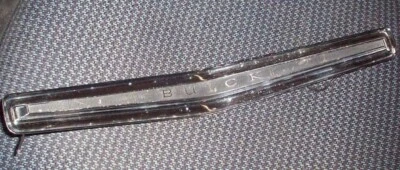 Barra de bocina del volante Buick Special/Skylark 1964-1965 usada OEM 64-65 Foto 1 de 3