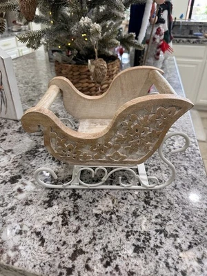 3 Wooden Christmas Decoration. Beautiful Jesus And Hope Woden Decoration. - Image 1 of 4