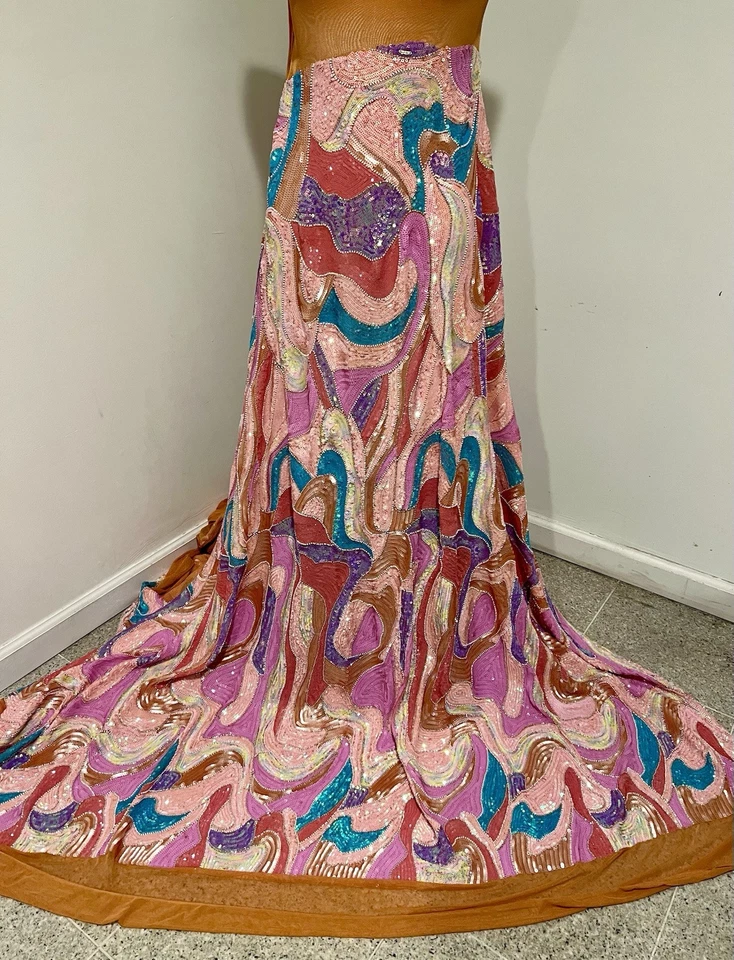 Tela bordada lentejuelas iridiscentes con cuentas elásticas multicolor 50” ancho 1 yarda Foto 1 de 4