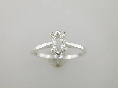 Anillo solitario simple marquesa de plata de ley 10 x 5 mm Foto 1 de 3