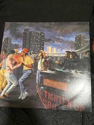 BIG AUDIO DYNAMITE  'TIGHTEN UP VOL. 88'  ORIGINAL 1988 COLUMBIA vinyl Foto 1 de 3
