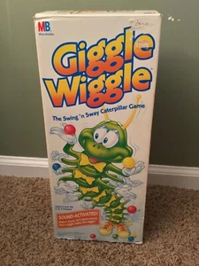 Vintage 1991 Milton Bradley Giggle Wiggle Caterpillar Game Complete - Picture 1 of 10