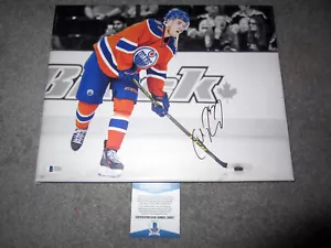 Connor Mcdavid Edmonton Oilers Firmado Autografiado 11x14 Estirado Lienzo Bas - Picture 1 of 2