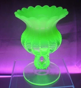 NORTHWOOD"MINTc1898~ANTIQUE"GLASS"BEAD PANEL/OPEN O"VASELINE OPALESCENT"SPITTOON - Picture 1 of 10
