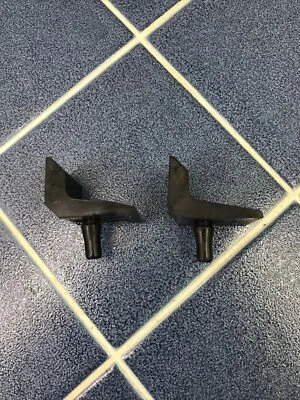 Paradas de goma vintage VW tipo 3 Squareback para respaldo de asiento trasero 1961-1967 Foto 1 de 4