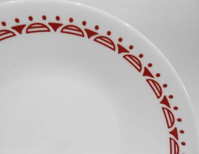 ❤️ PLATO APERITIVO CORELLE ROJO CORDOBA 6 3/4" Pan Inspirado en Patrones Antiguos Foto 1 de 2