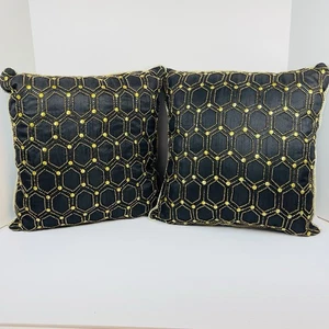 Pier 1 Imports Dekokissen schwarz gold Perlen Akzent geometrisch quadratisch Paar 2 - Bild 1 von 12