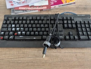Sharkoon Skiller SGK3 Gaming Tastatur DE Layout - Schwarz - Bild 1 von 2