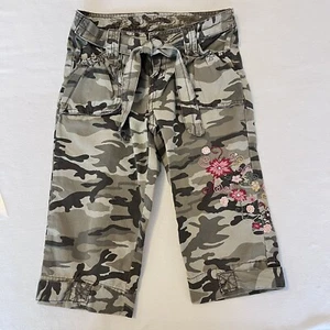 Squeeze Girls Y2K Camouflage Camo Pants Cropped Jeans Embroidery Belted 8 - Picture 1 of 6