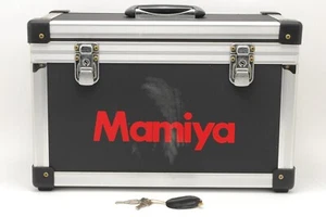 【N MINT】 Mamiya Aluminum Trunk Camera Hard Case Box From JAPAN - Picture 1 of 8