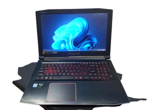 Acer Predator Helios 300 - Picture 1 of 8