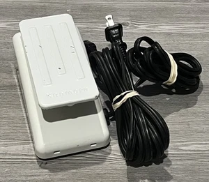 Kenmore 6812 Nähmaschine Fußpedal weiß Metall Vintage - KOSTENLOSER VERSAND! - Bild 1 von 5