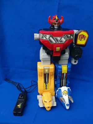 Bandai Power Rangers Legacy Deluxe Megazord! Фигурка 90-х со звуком - Изображение 1 из 4