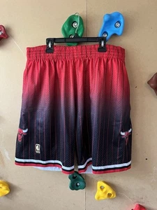 Pantalones Cortos Mitchell & Ness Para Hombre Talla XL Chicago Bulls NBA Madera Dura Clásicos Swingman - Imagen 1 de 8