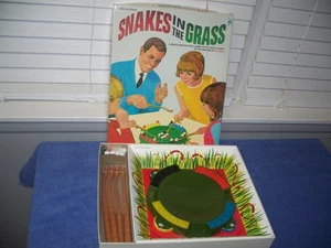 Juego Snakes in the Grass 1969 vintage de Kohner - Completo - Imagen 1 de 12