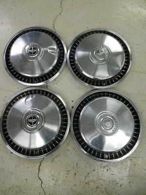 *Conjunto de 4* Capas de roda vintage 1976-1989 Ford F100 F150 15" calotas usadas - Imagem 1 de 4
