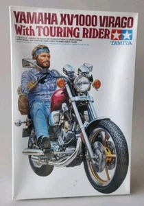 KIT MODELLINO YAMAHA XV1000 MOTO D'EPOCA TAMIYA 1/12 VIRAGO XV 1000 CON PILOTA - Foto 1 di 15