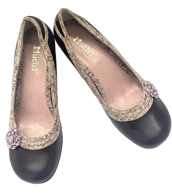Vintage Mudd Shoes Heels Women's 7.5 M Drk Brown Floral Retro Pumps w/pink stone - Image 1 of 4
