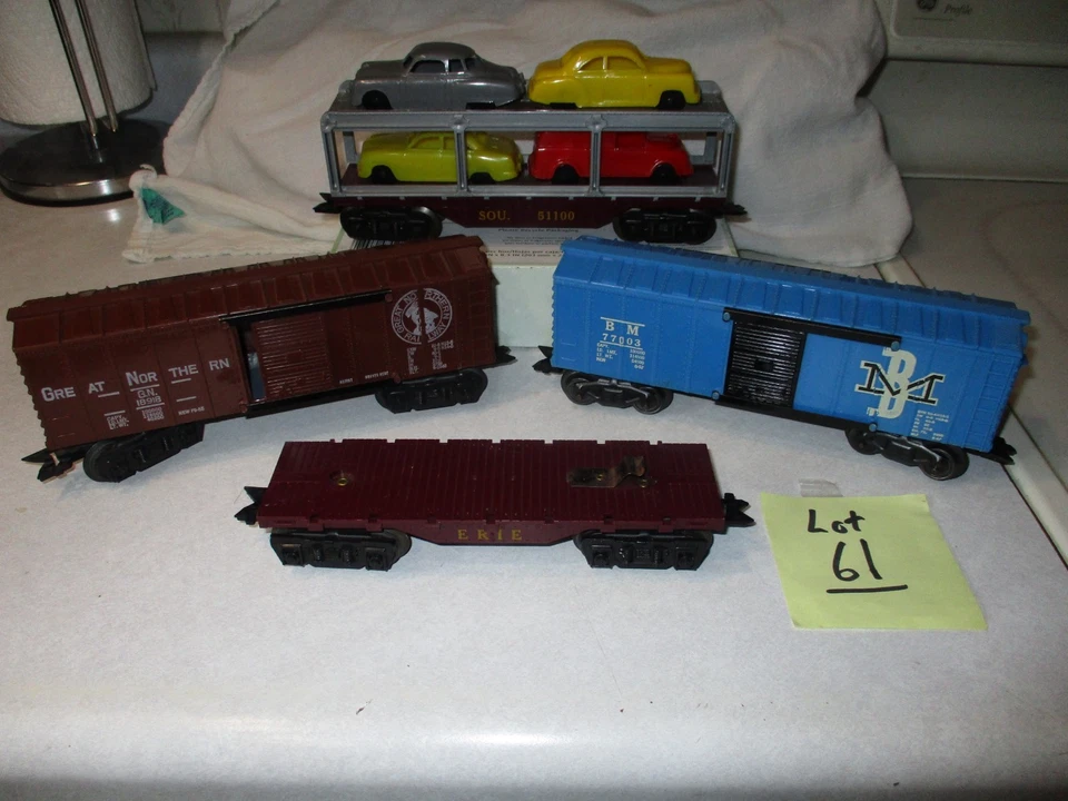 4 Clean Marx boxcars ,Brown GN,Blue BM,Auto rack,original autos,empty flat - Image 1 of 3