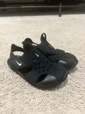 Nike Sunray Protect 2 Negro Correa Ajustable Sin Cordones Juveniles Talla 11C SIN CAJA Foto 1 de 4