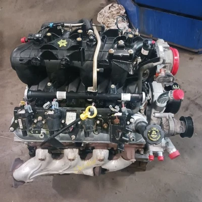 Motor Avalanche 1500 5,3 L VIN T octavo dígito compatible con 02 4693839 Foto 1 de 4