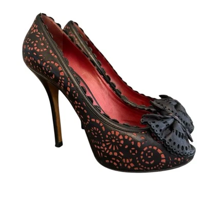 Dior Stilettos Size 38.5 Laser Cut Caprice Black Pink US Size 8.5 Peep Toe - Image 1 of 4