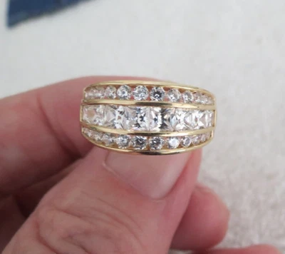Anillo de oro amarillo de 14k para dama 5 gramos DQ CZ canal conjunto piedras graduadas talla 9-1/4 Foto 1 de 4