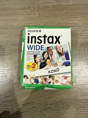 FUJIFILM INSTAX WIDE  Foto 1 de 3