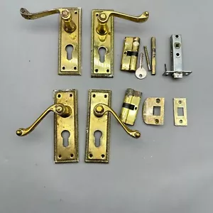 VINTAGE EDWARDIAN ROPE TWIST PATTERNED SOLID BRASS DOOR LEAVER HANDLE BACK PLATE - Picture 1 of 10